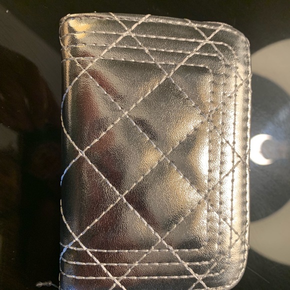 Silver Mini Wallet - Picture 5 of 7